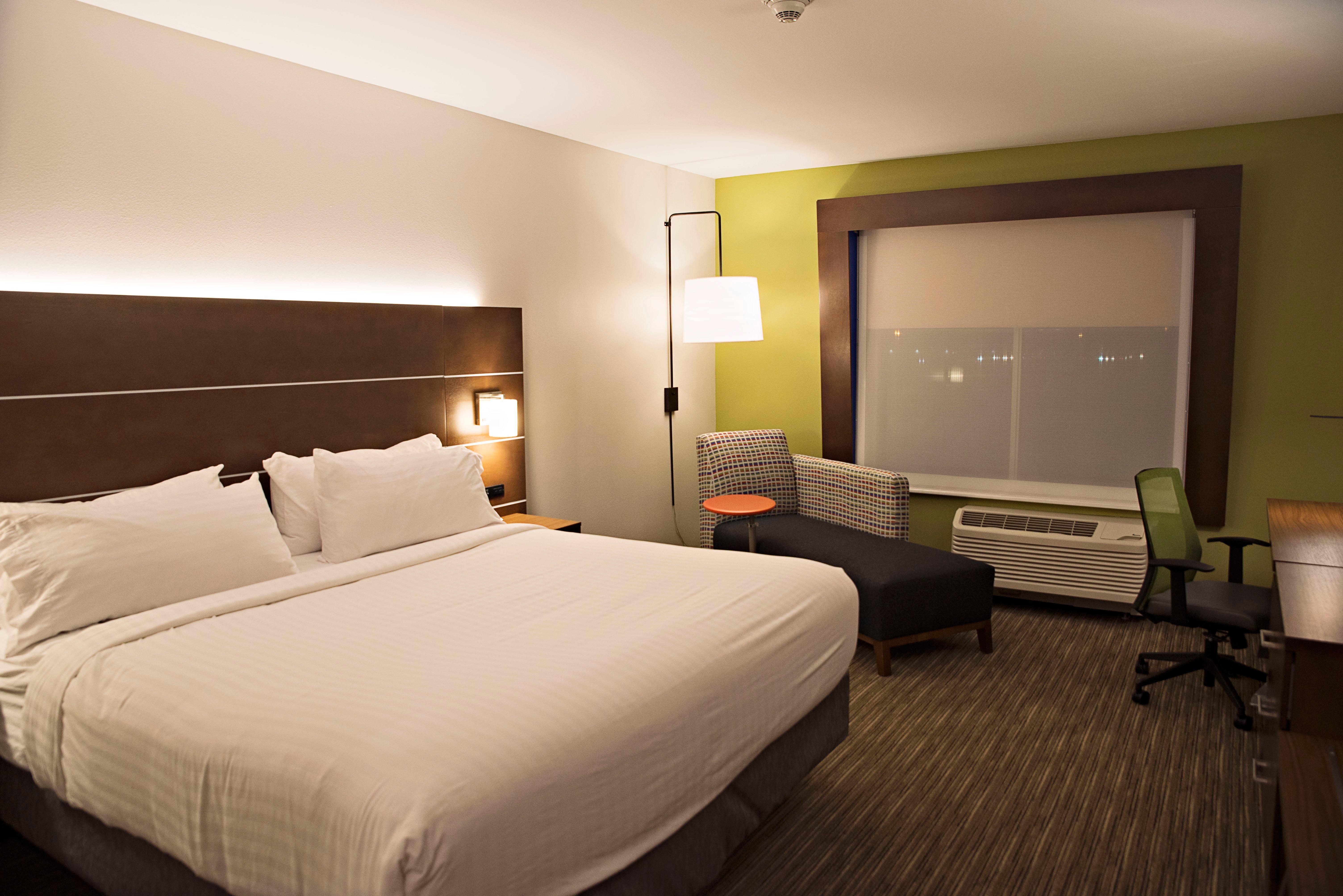 Holiday Inn Express & Suites - Rantoul By Ihg Esterno foto