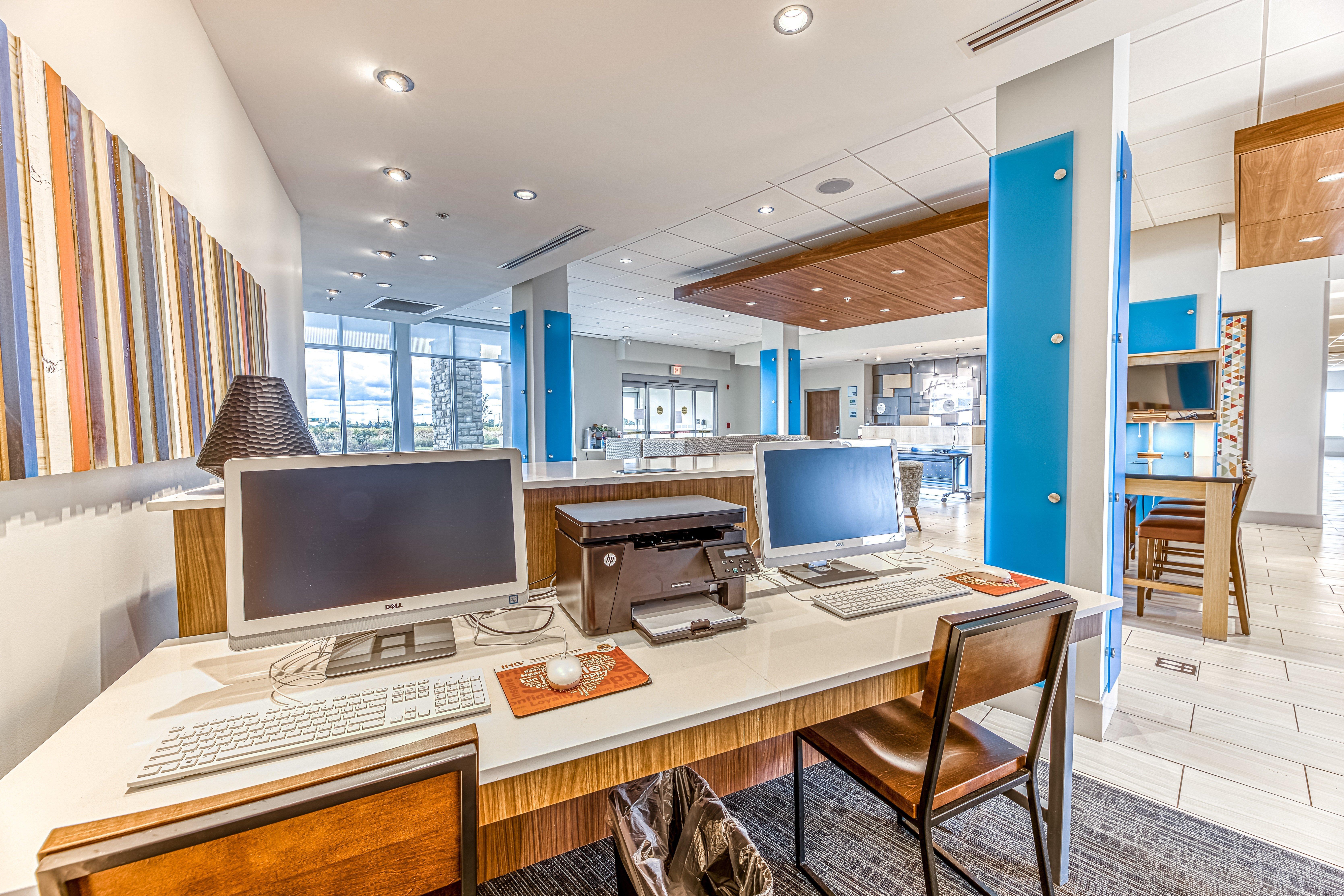 Holiday Inn Express & Suites - Rantoul By Ihg Esterno foto