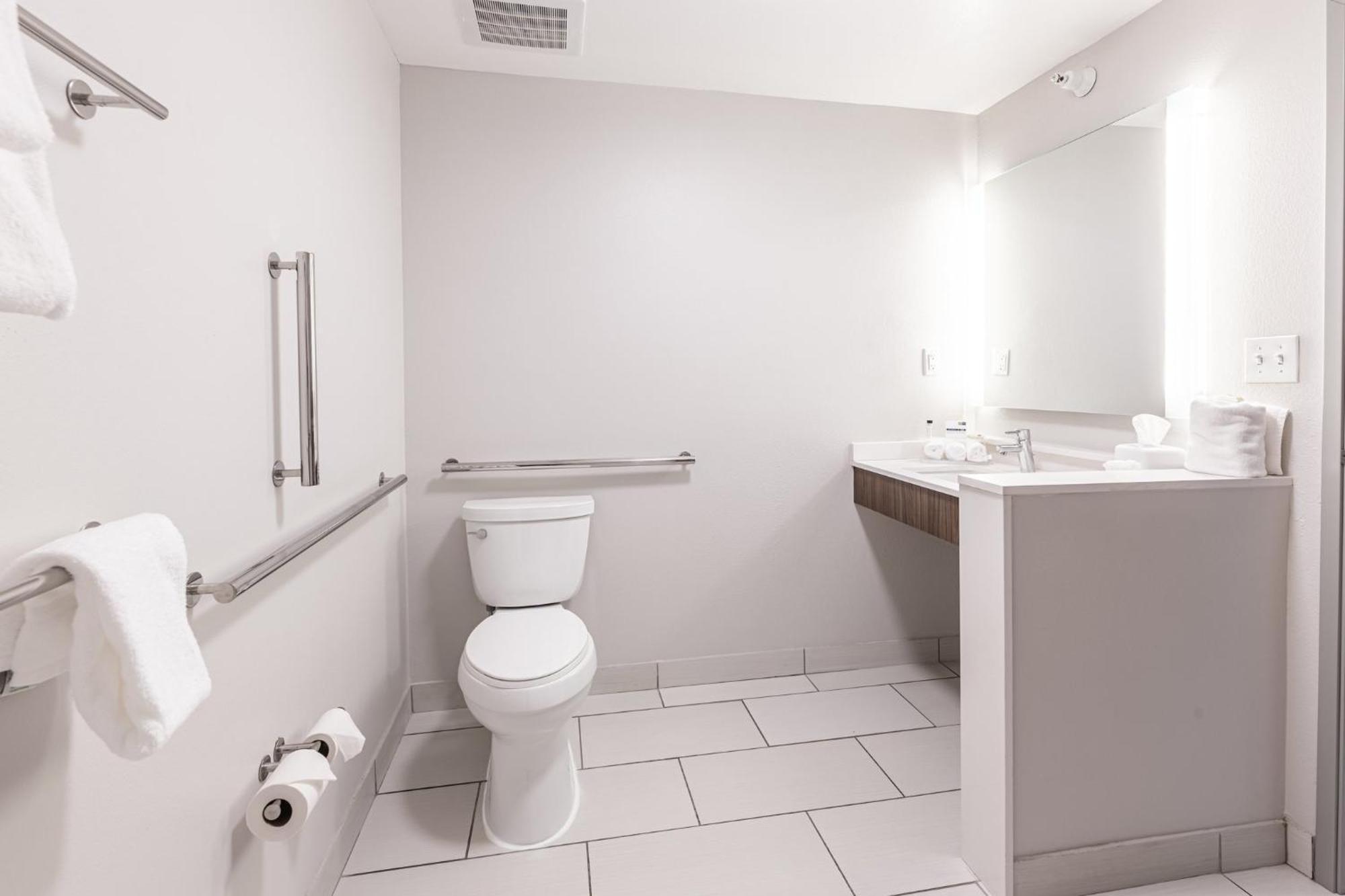 Holiday Inn Express & Suites - Rantoul By Ihg Esterno foto